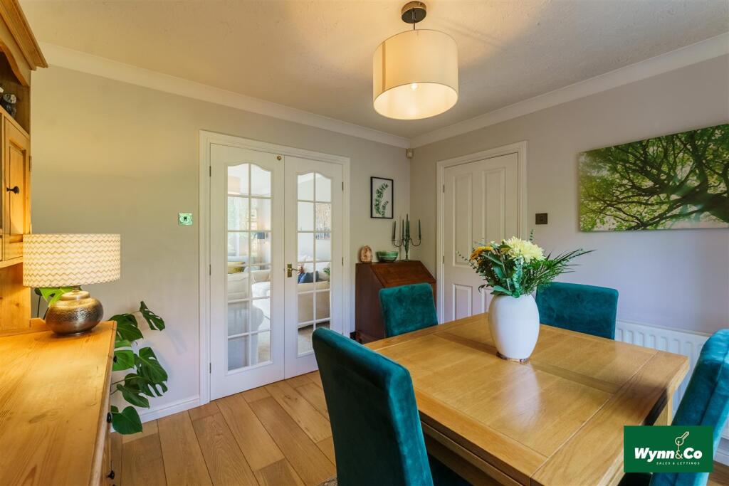 6 LONGBOW AVE-1004.jpg