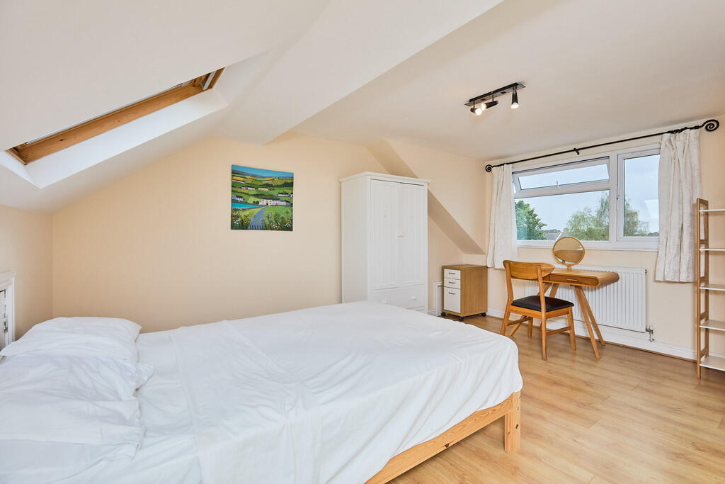 Edward Knight 202...