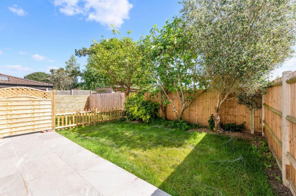 EWELL PARK WAY  (14).jpg