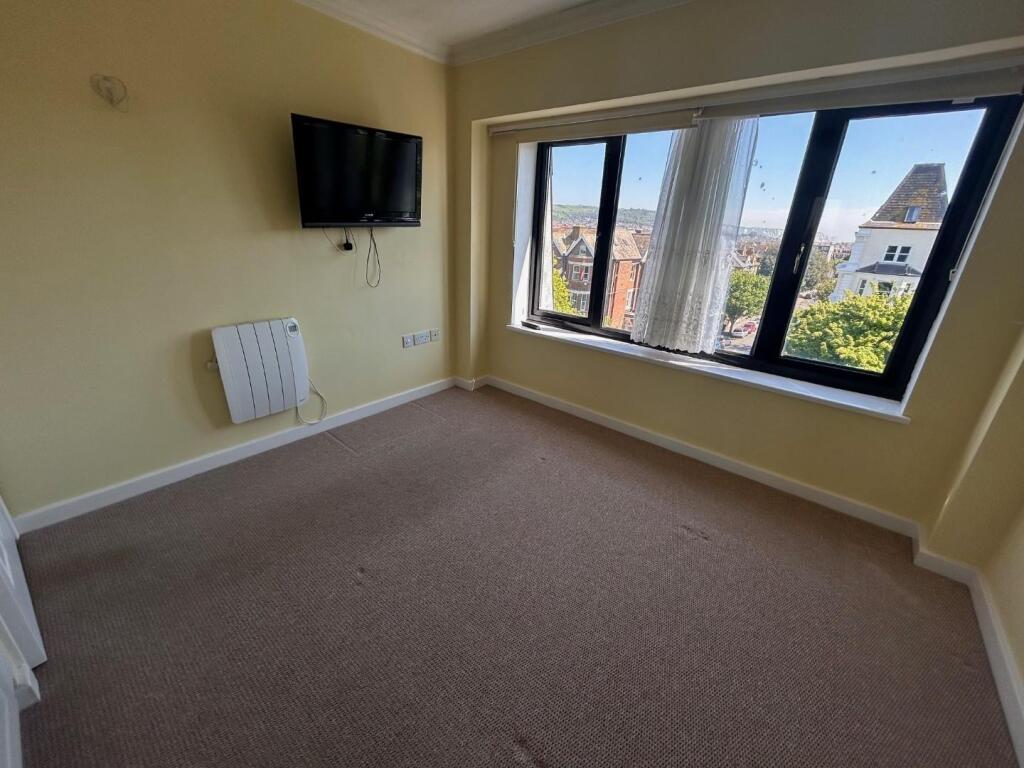 Bedroom.jpg
