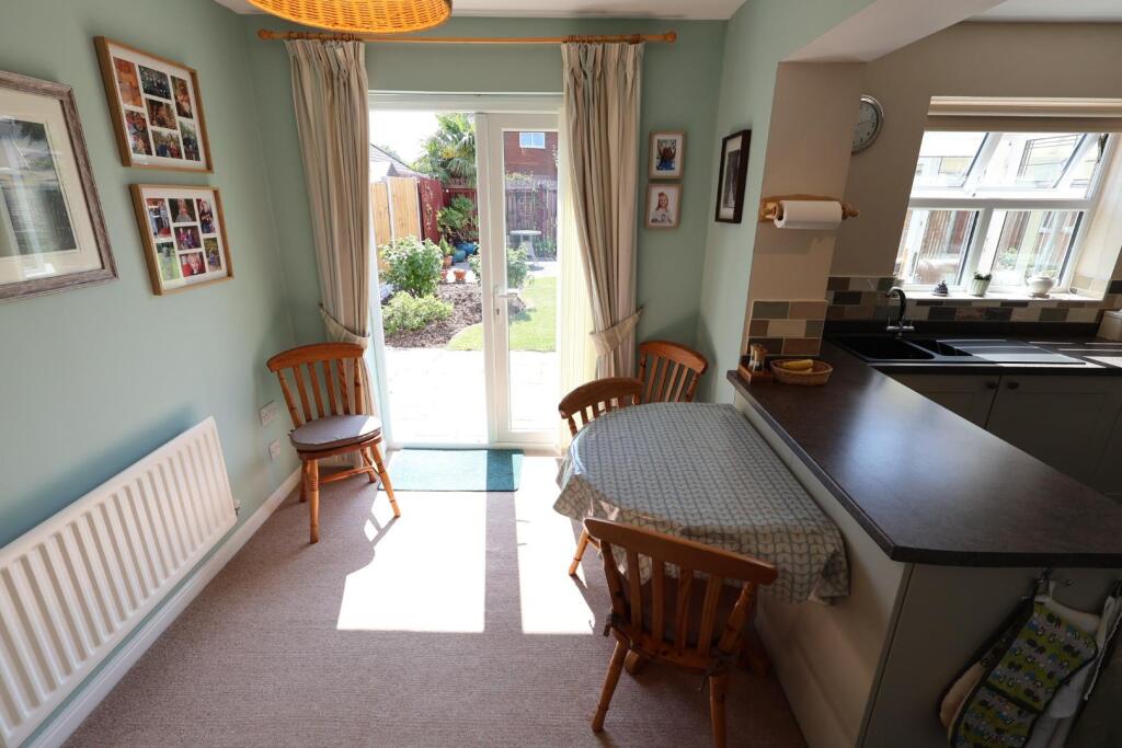 BREAKFAST ROOM