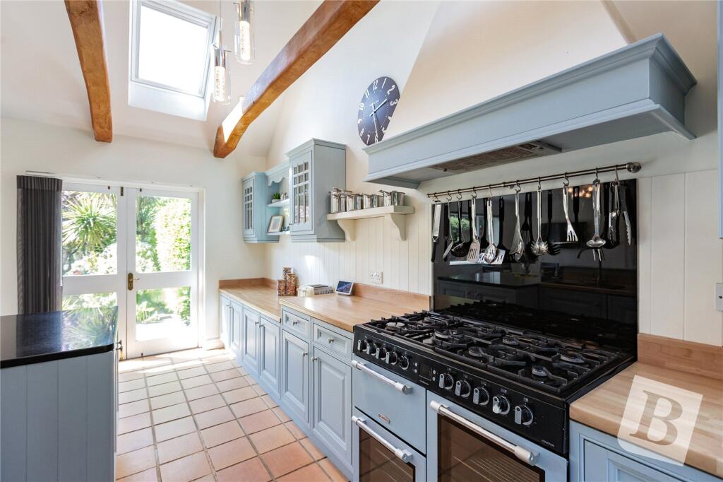 Kitchen/Breakfast Rm