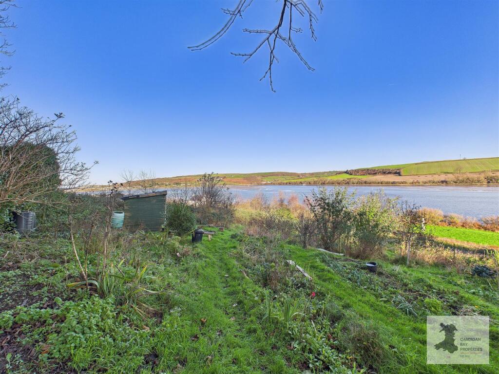 Optional Garden available by separate negotiation