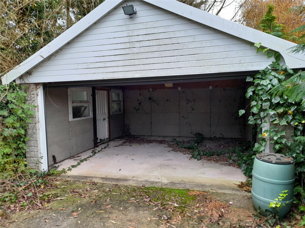 Double Garage 2