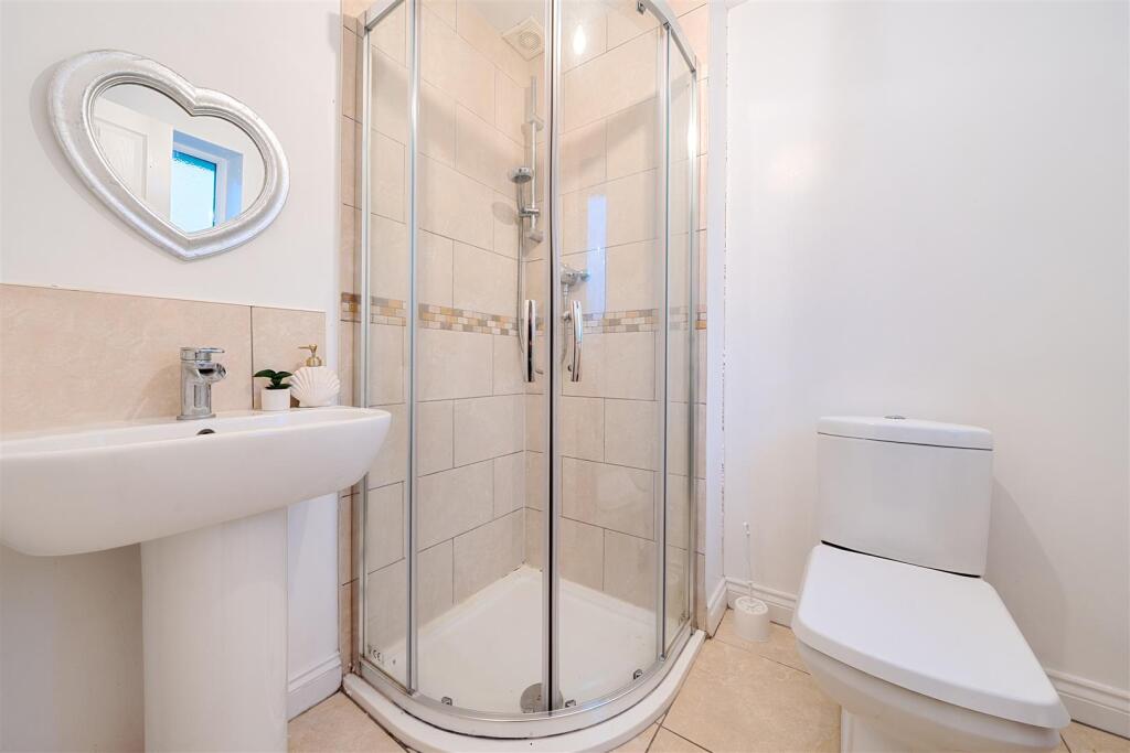 Bedroom Two En-Suite