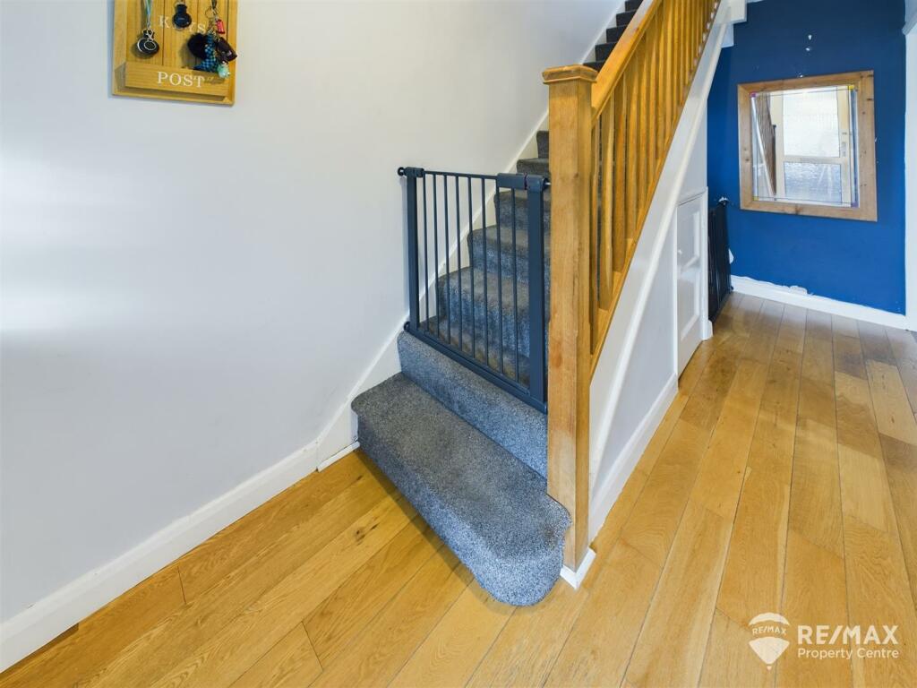 Entrance Hall.jpg