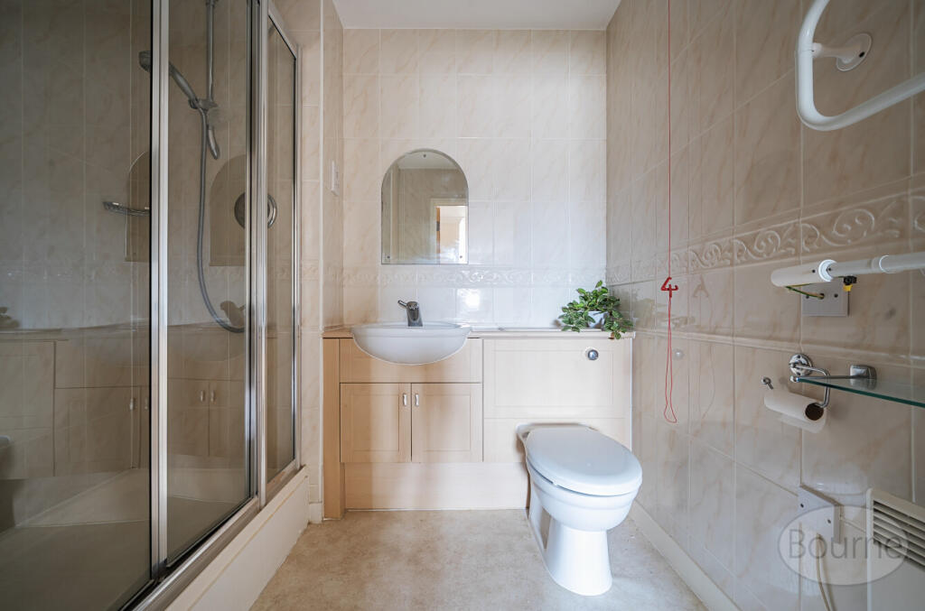 63c176b7-7c0f-4ea...