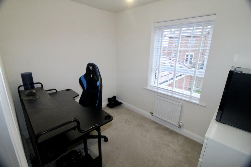 9BAFB049-FC78-4AD...