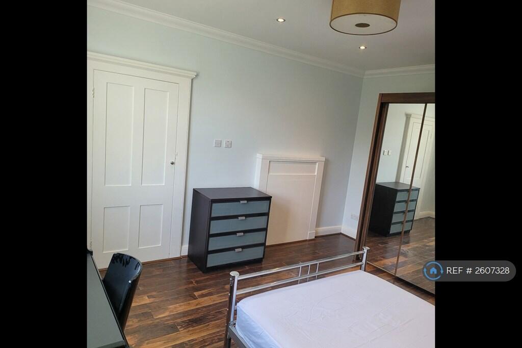 Master Bedroom_2