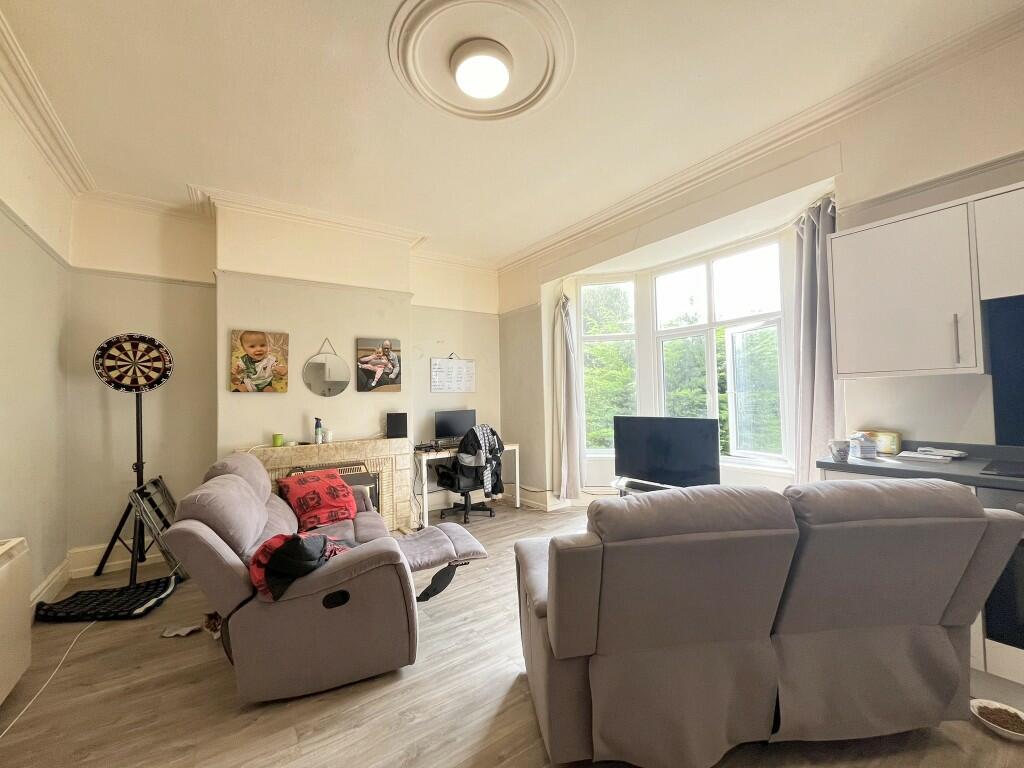 FLAT 2