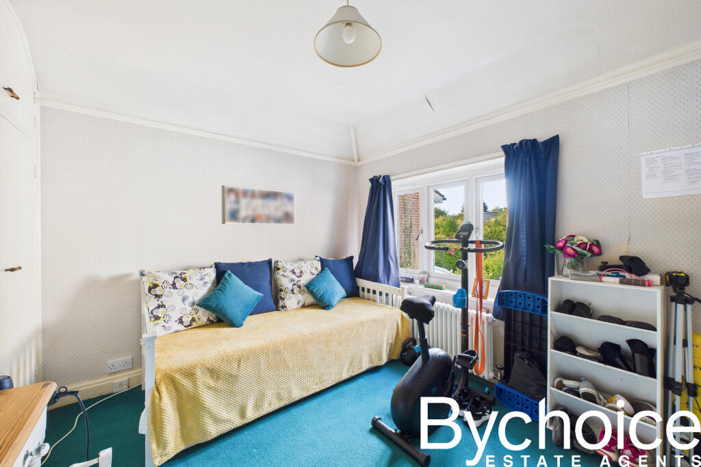 CAM05454G0-PR0057-STILL018