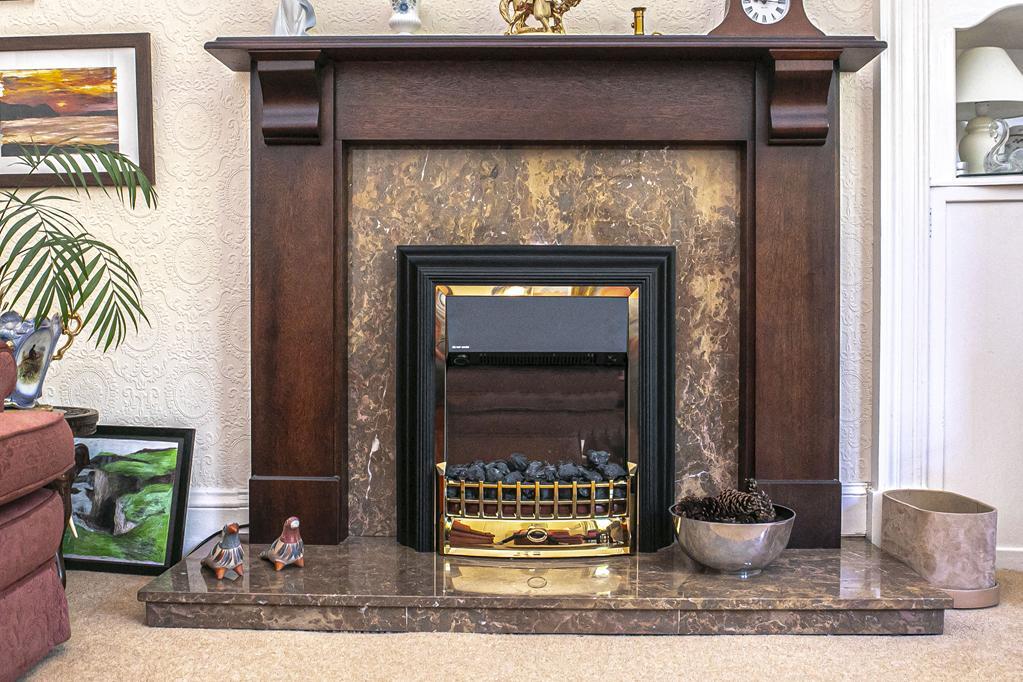 SITTING ROOM DETAIL
