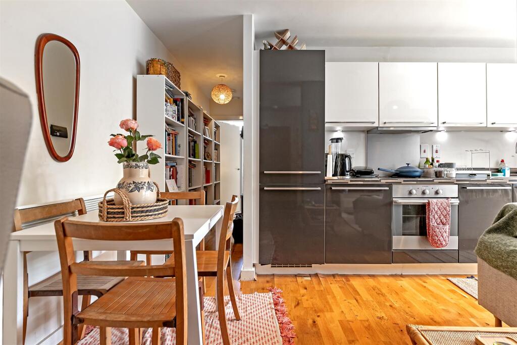 2MartinCourt-9.jpg