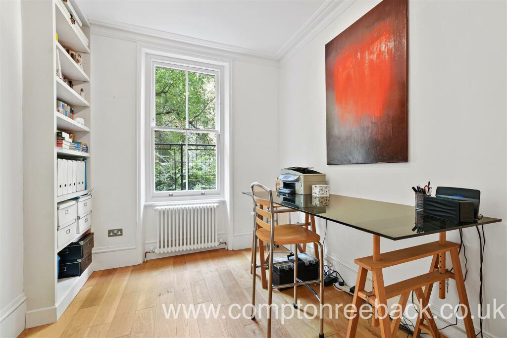 Bedroom 3: