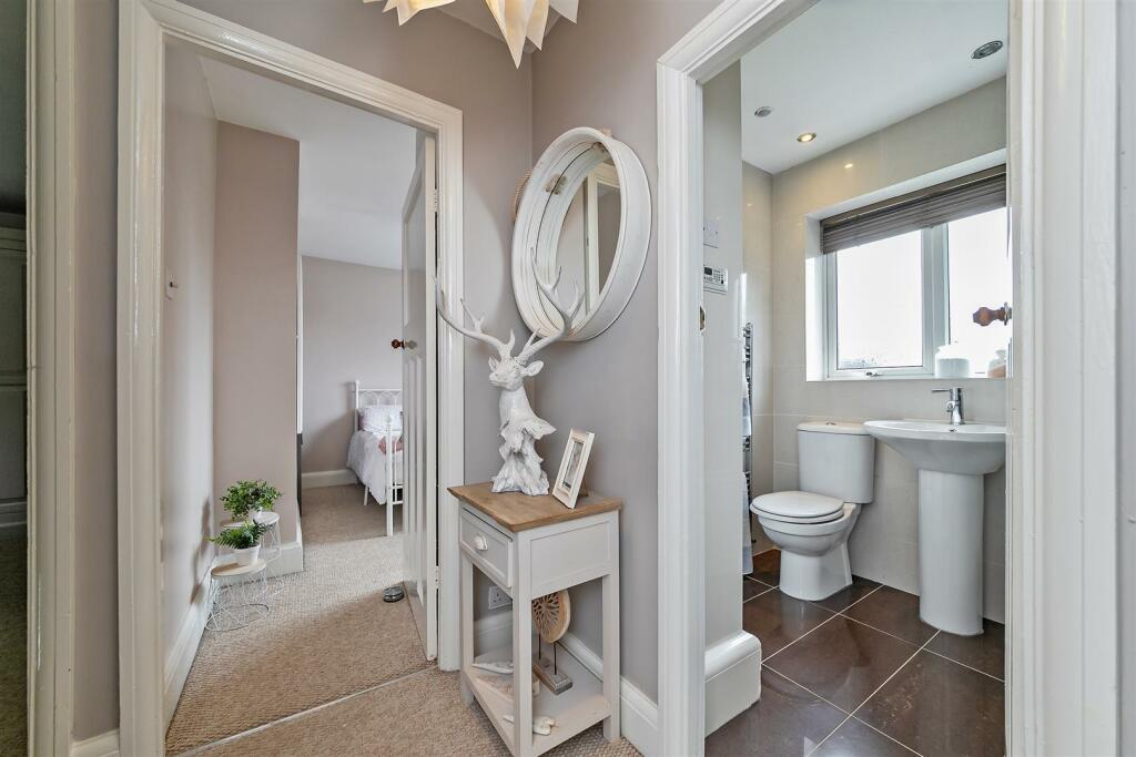 16NichollsClose-23.jpg