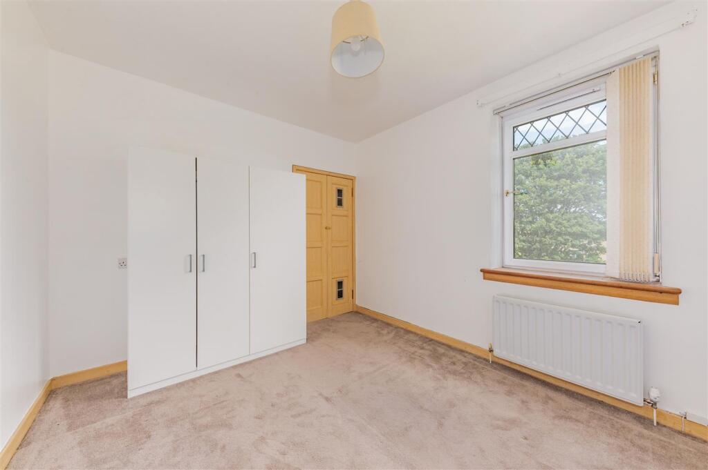 1R 6 Balerno Street Dundee-8.JPG