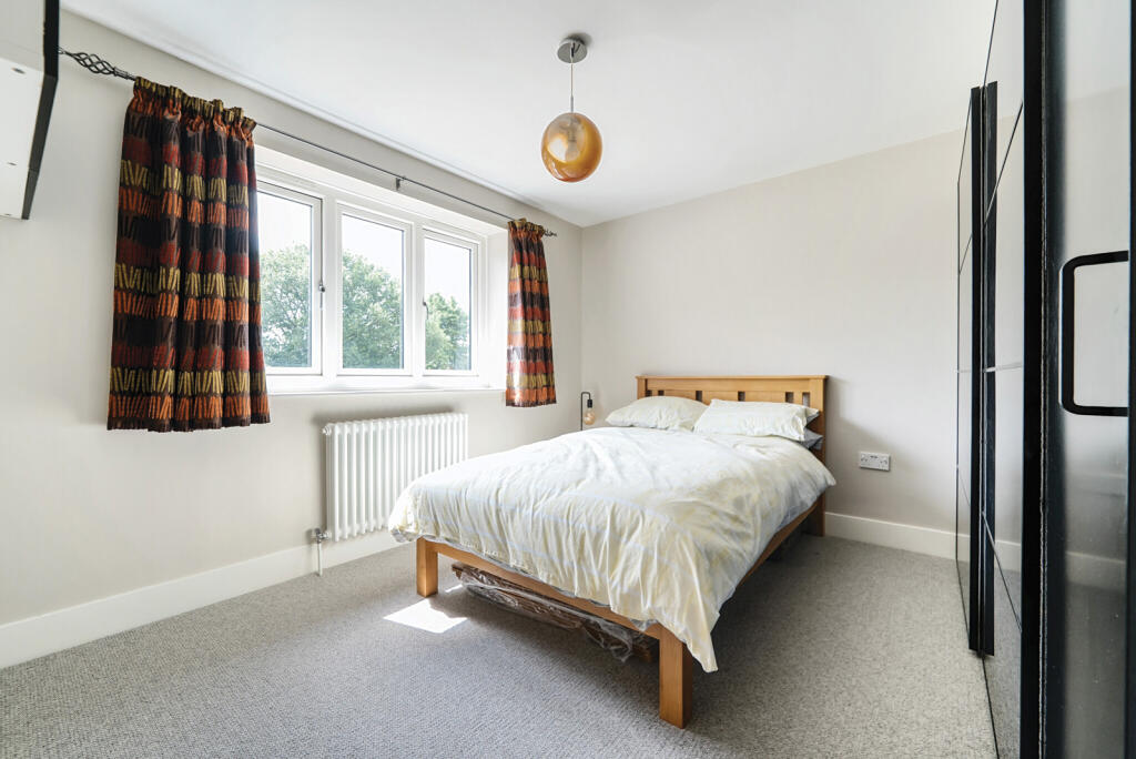 1324403-1-687637a...