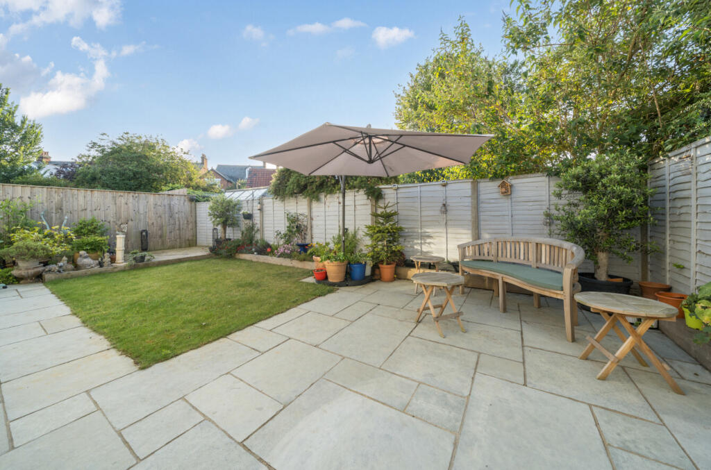 1315162-4-685cf77...