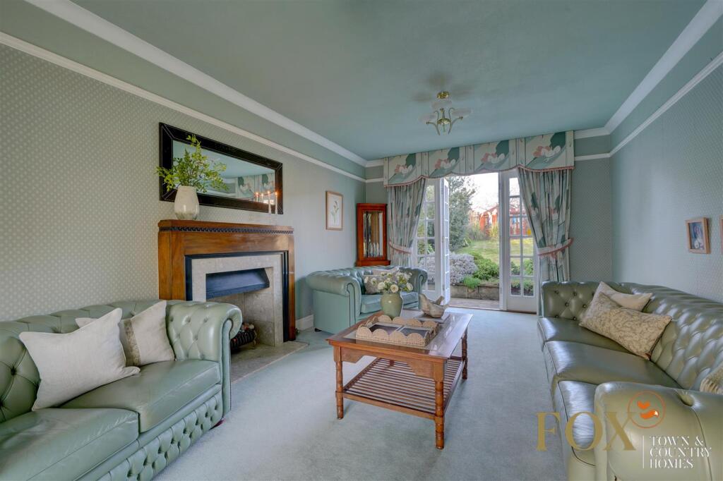 2 St Catherins Hill (10).jpg