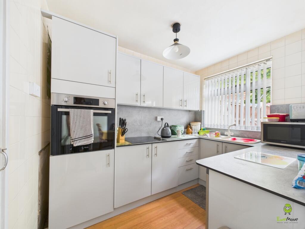 CAM02615G0-PR0094-STILL007