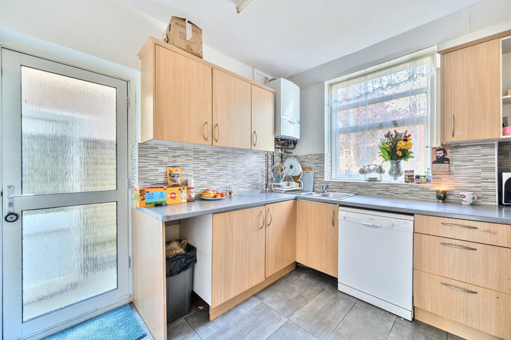 1289854-6-682dfc8...