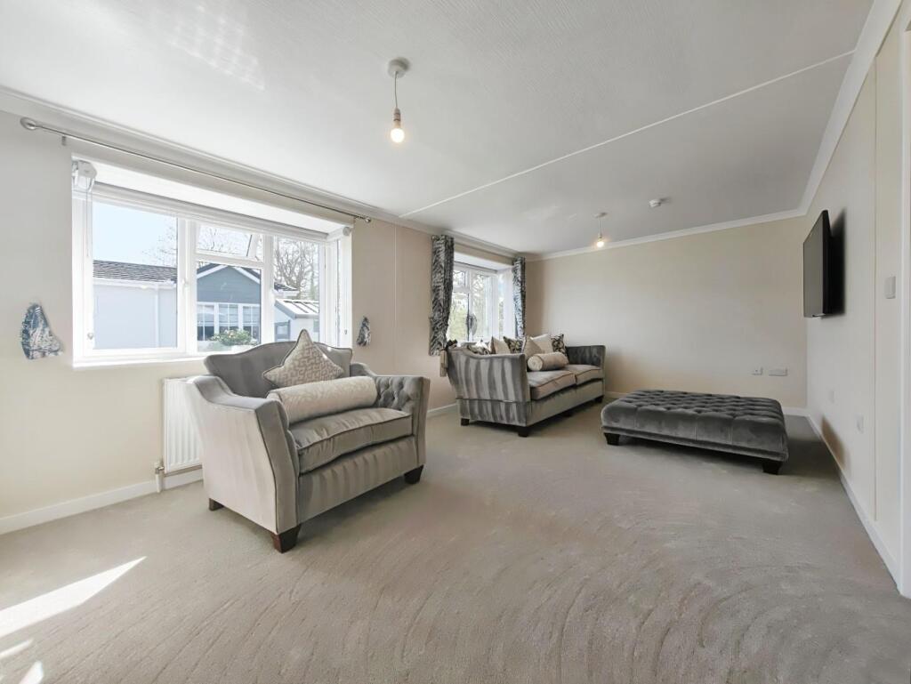 eee26385-1000000866.jpg