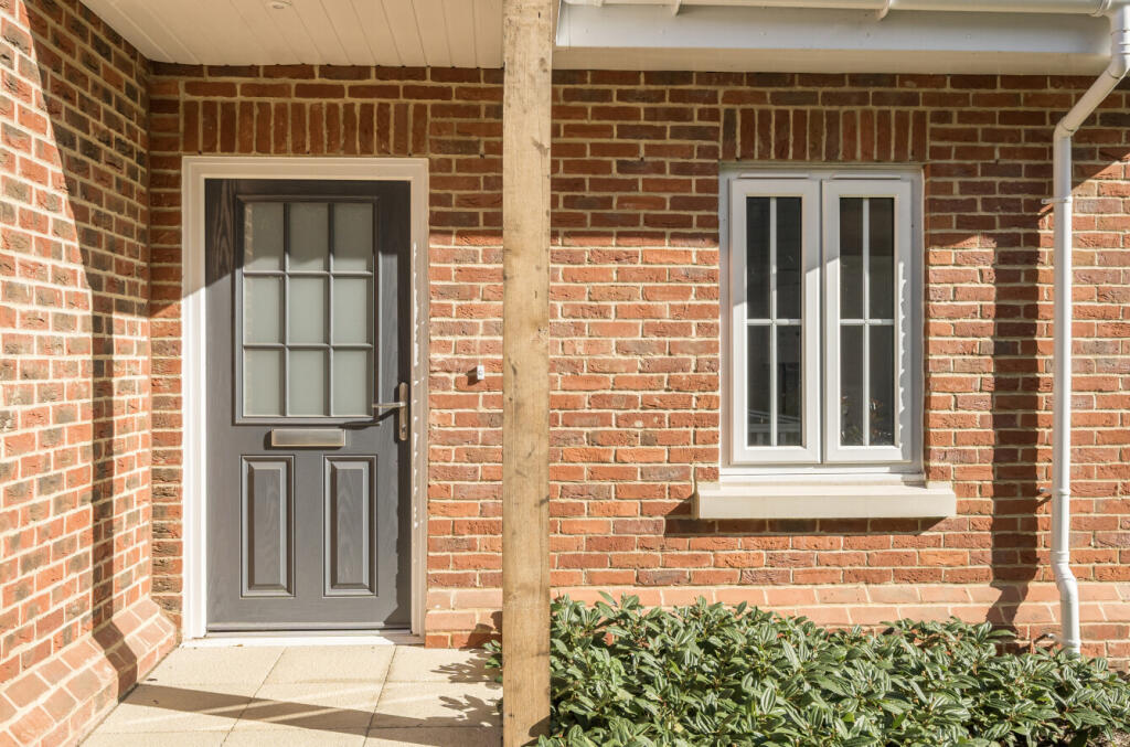 1348869-3-68bea55...