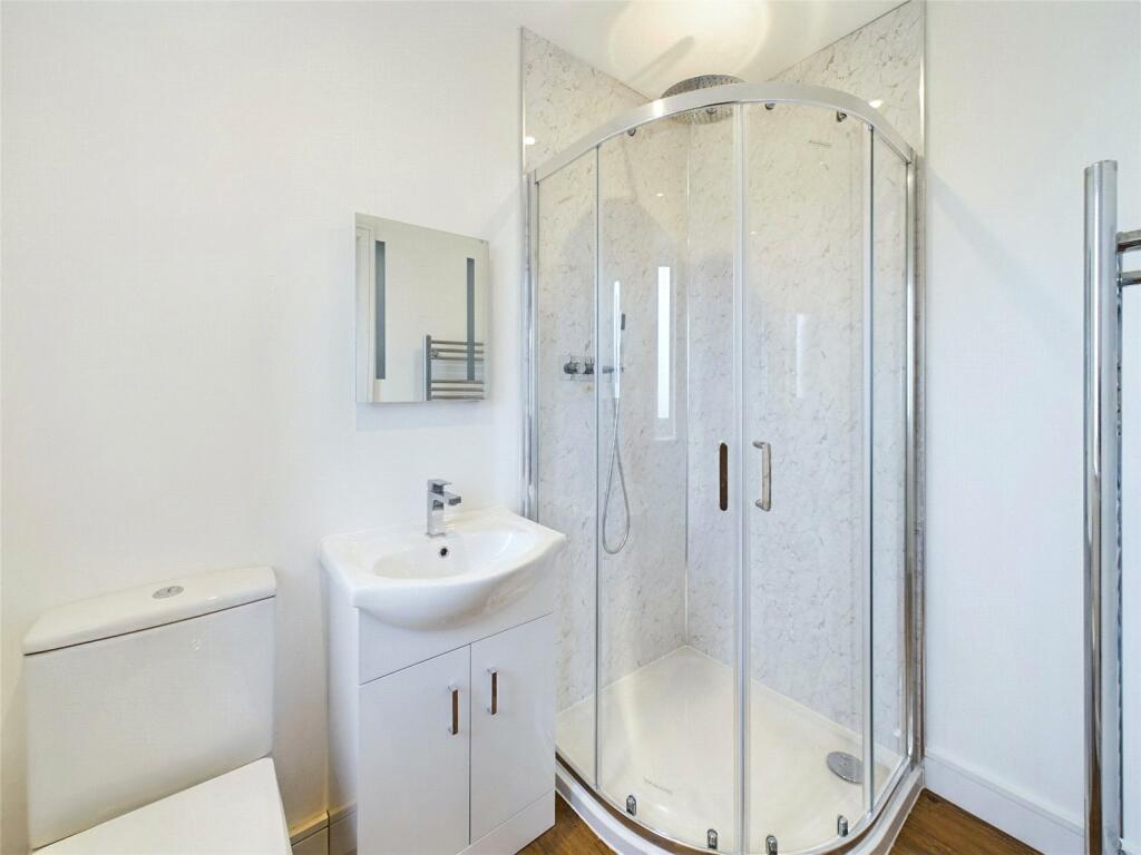 Second En-Suite