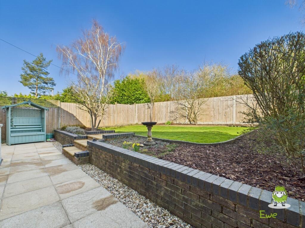 CAM03778G0-PR0187-STILL012