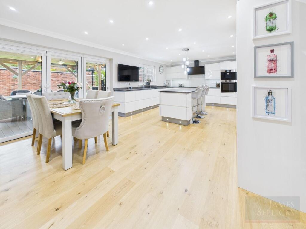 Open-plan living Kitchen