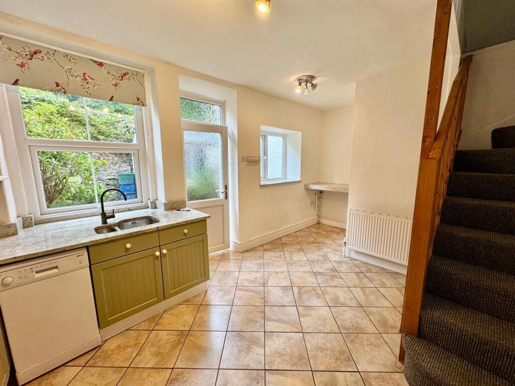 PHOTO-2025-09-24-08-12-54 (10).jpg