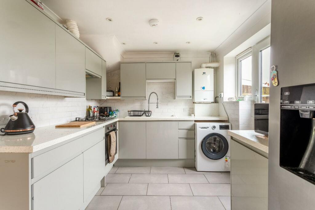 66 Connell Drive-6.jpg