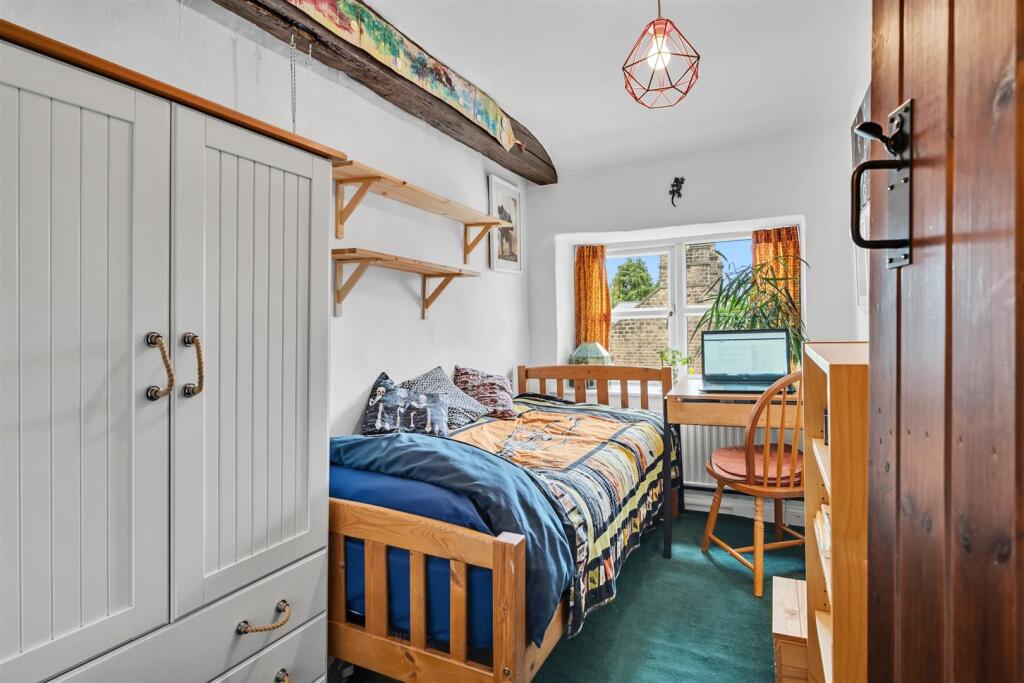 Saxton Mee Victoria Cottage 011.jpg