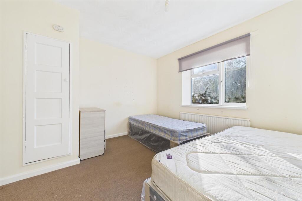 91 Redford Crescent, Withywood, Bristol BS13 8SA |