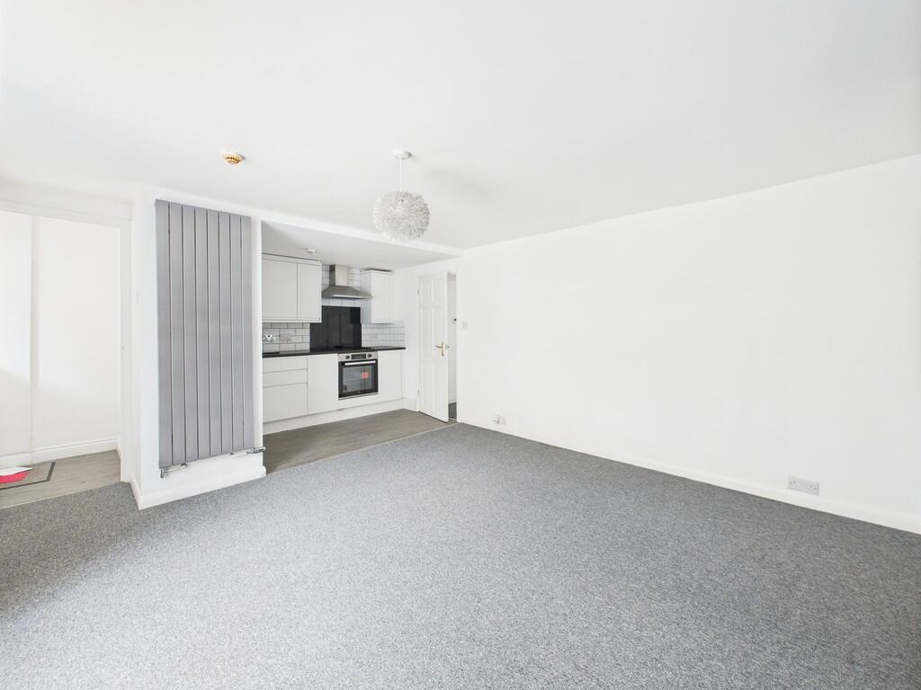 CAM03974G0-PR0194...