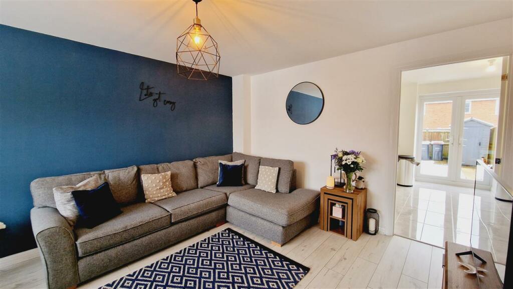 Lounge Three