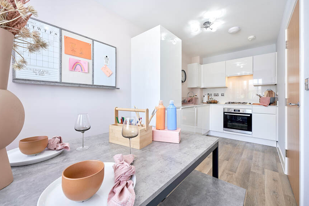 Leaf Living at Peters Village, Wouldham, Kent, ME1, Rochester