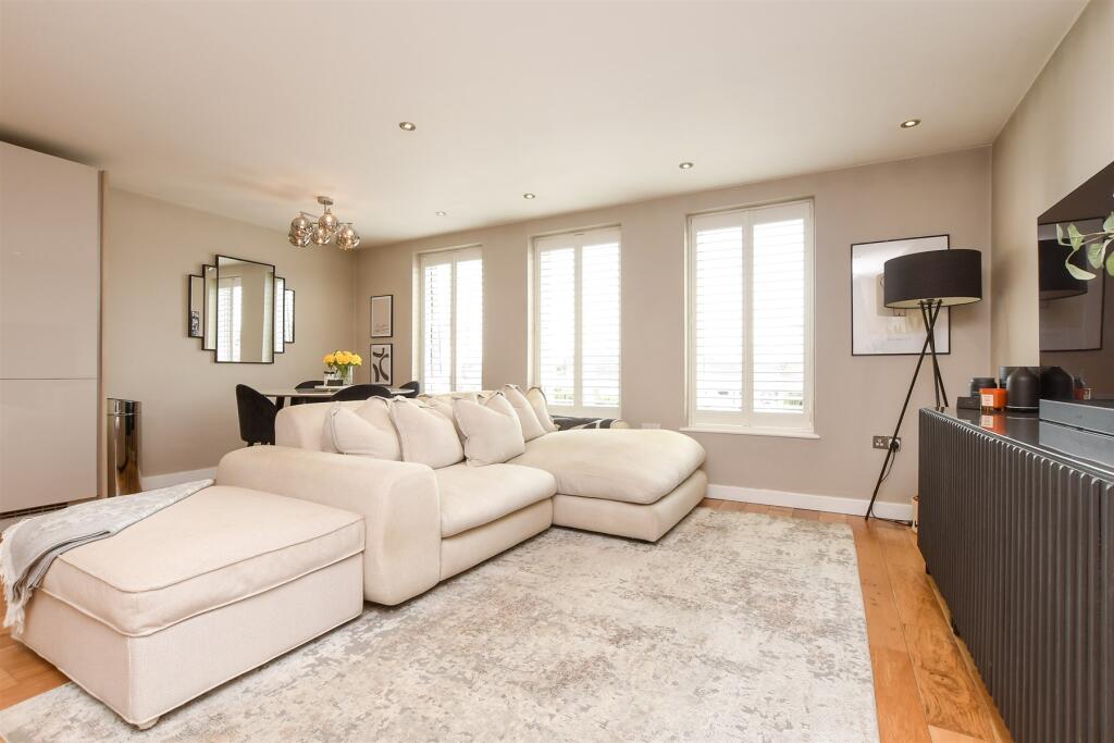 Kitchen Lounge/Diner