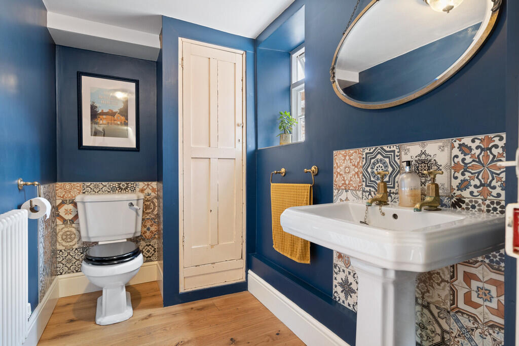 Old Market House ...