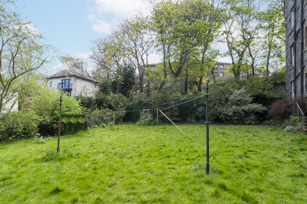 1F1 Trinity Crescent, Edinburgh (21)