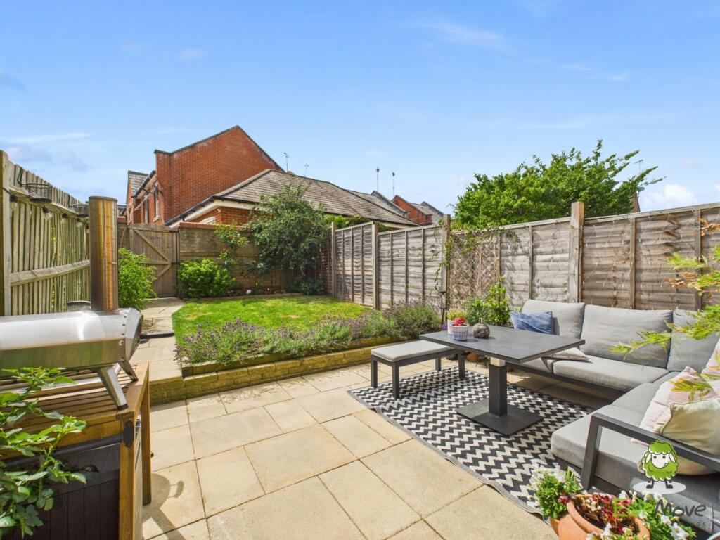 EweMove Basingstoke Estate Agents 21 Gaiger Avenue