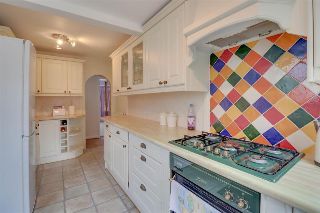 34 ELIZABETH DRIVE-3.jpg