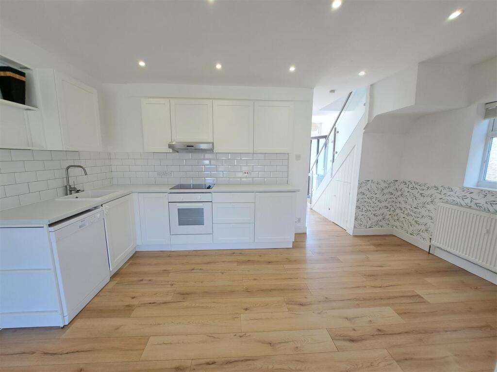 Open Plan Kitchen/Dining/Family Room