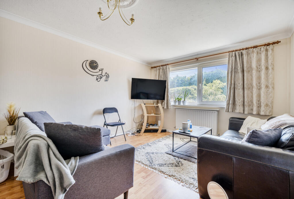 1316980-16-686279...