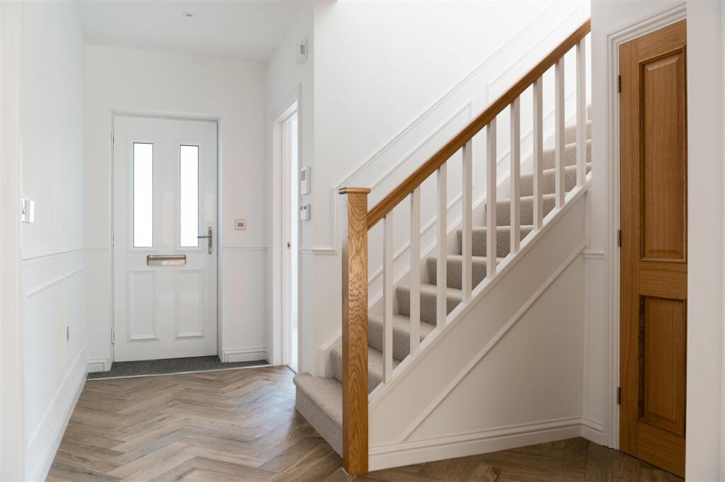 Gosmore Ley Close-161.jpg