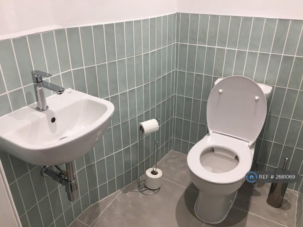 Toilet Room