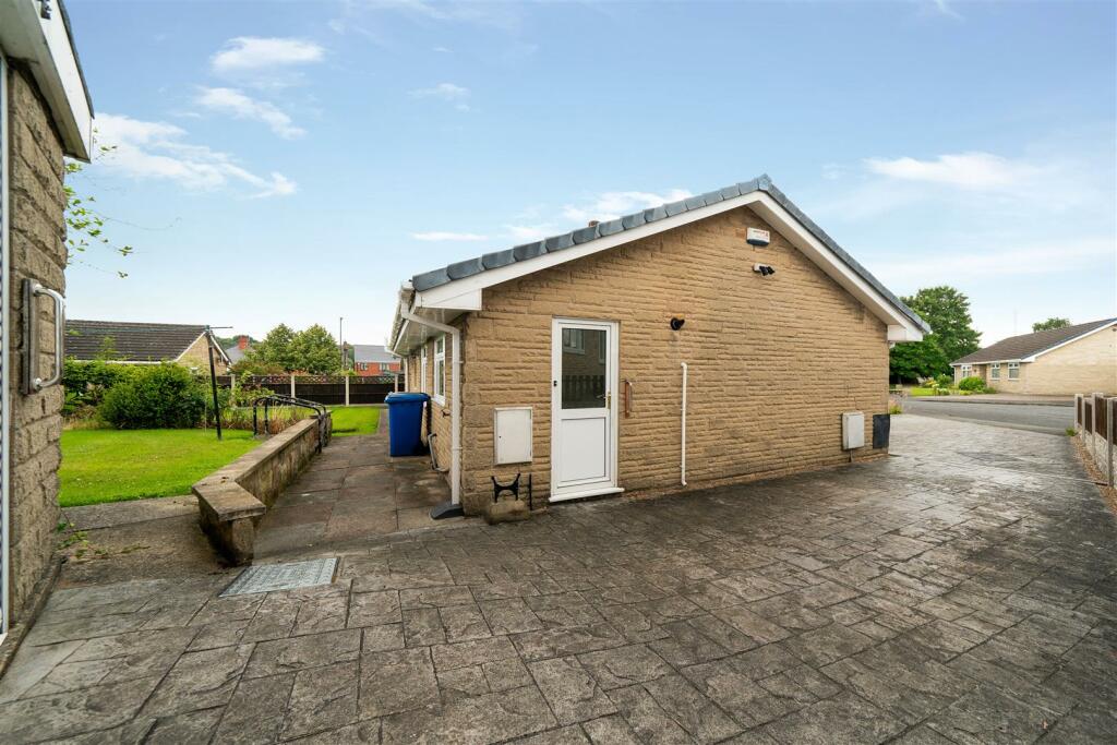 Garden + Front-11.jpg