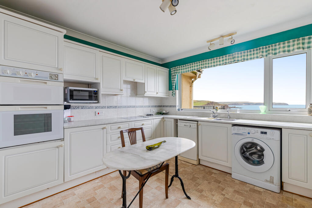 A30 - Folly Rise Ringmore Drive Bigbury - 250808