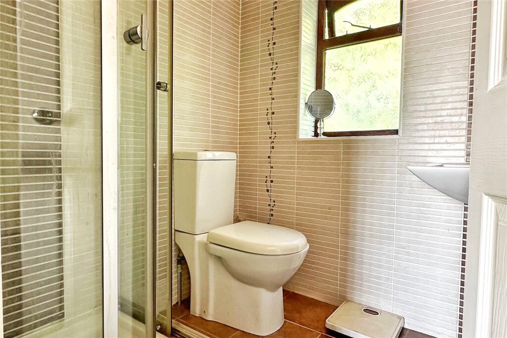 En-Suite To Bed 1
