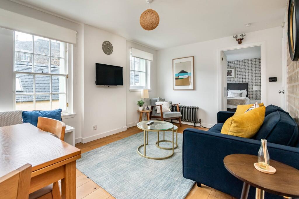 Living room3